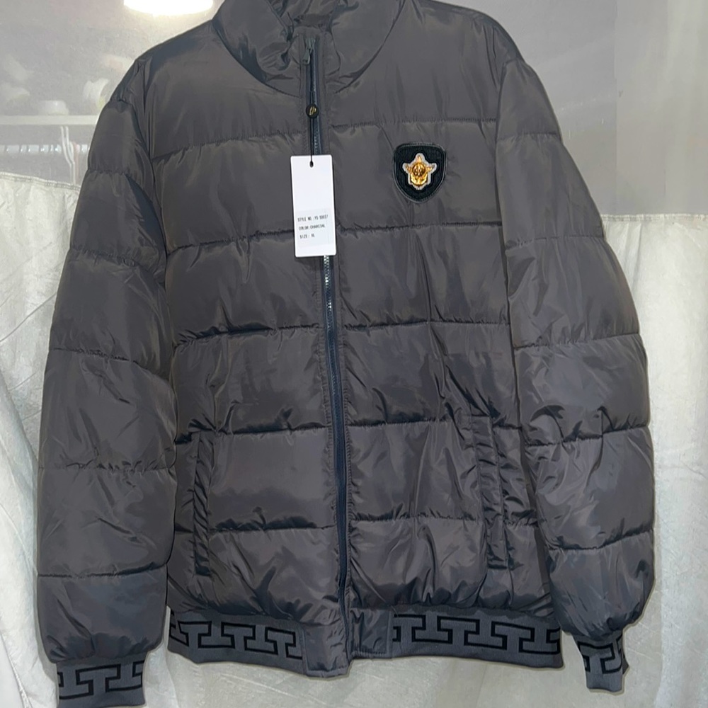 Puff jacket with symbols